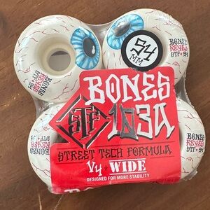 Bones 103A Street Tech Formula Skateboard Wheels. 54 MM.
